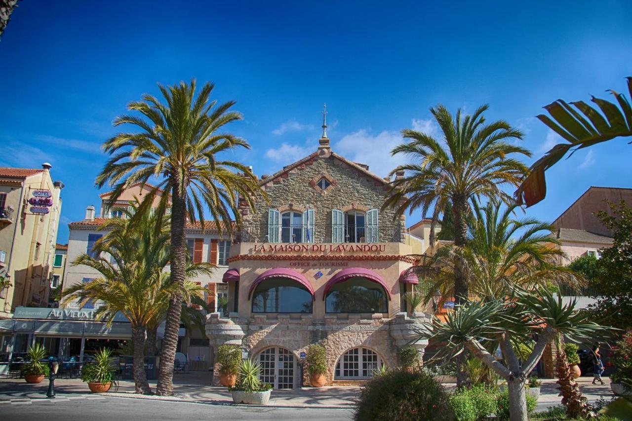Residence Le St James Le Lavandou Exteriör bild